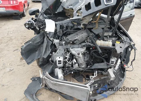 2019 Jeep Cherokee Latitude Fwd z USA, uszkodzony, nr VIN 1C4PJLCB2KD128892